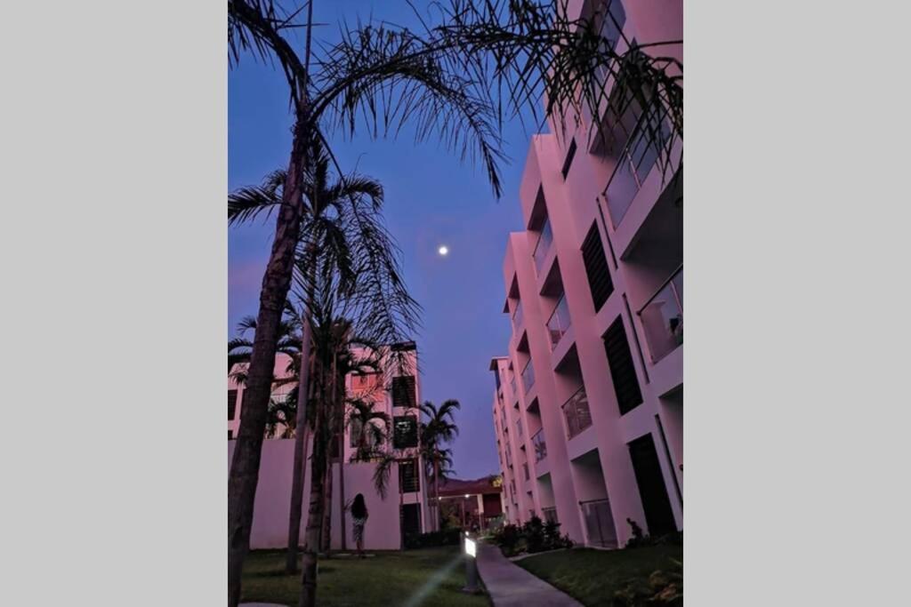 דירות Departamento De Lujo En Manzanillo, Planta Baja Frente A La Alberca מראה חיצוני תמונה