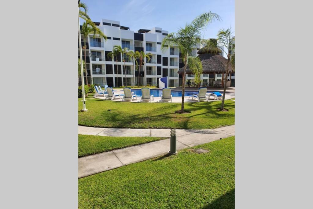 דירות Departamento De Lujo En Manzanillo, Planta Baja Frente A La Alberca מראה חיצוני תמונה