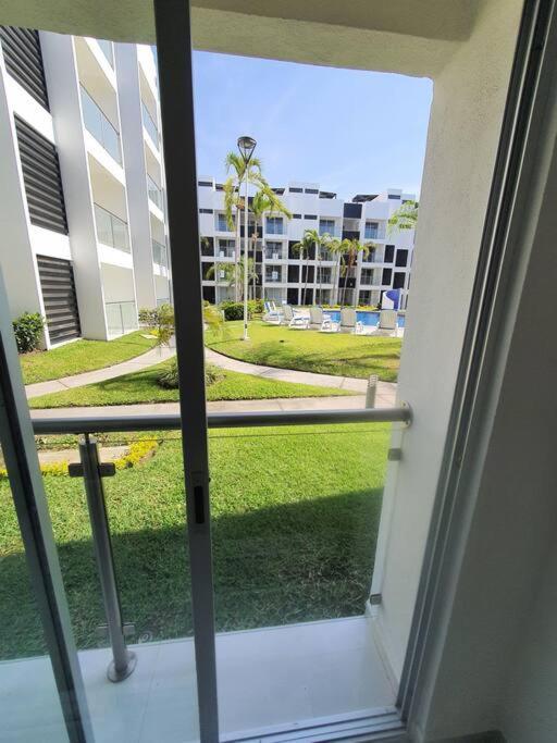 דירות Departamento De Lujo En Manzanillo, Planta Baja Frente A La Alberca מראה חיצוני תמונה